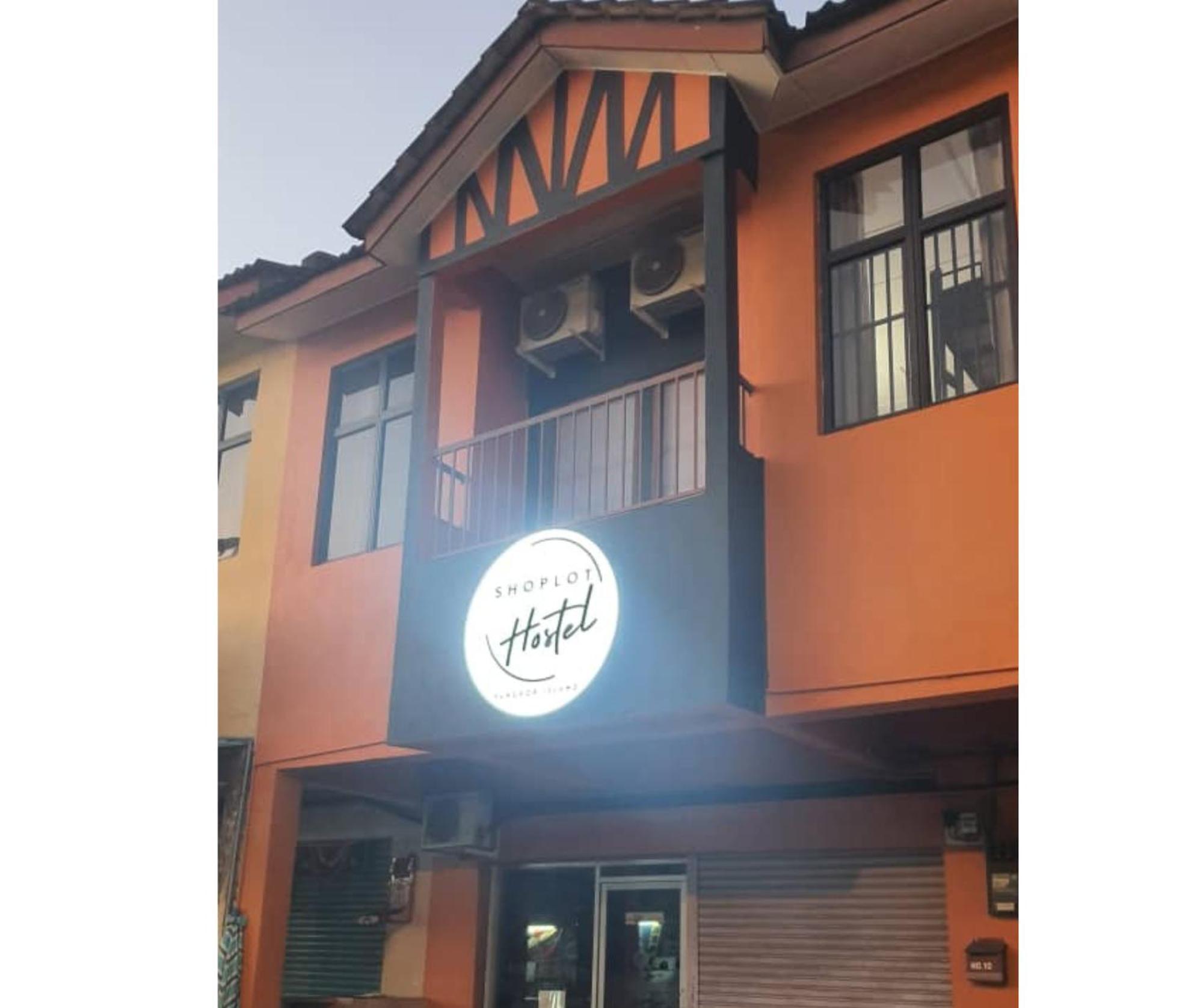 Shoplot Hostel Pangkor 卡庞帕斯班伽克 外观 照片