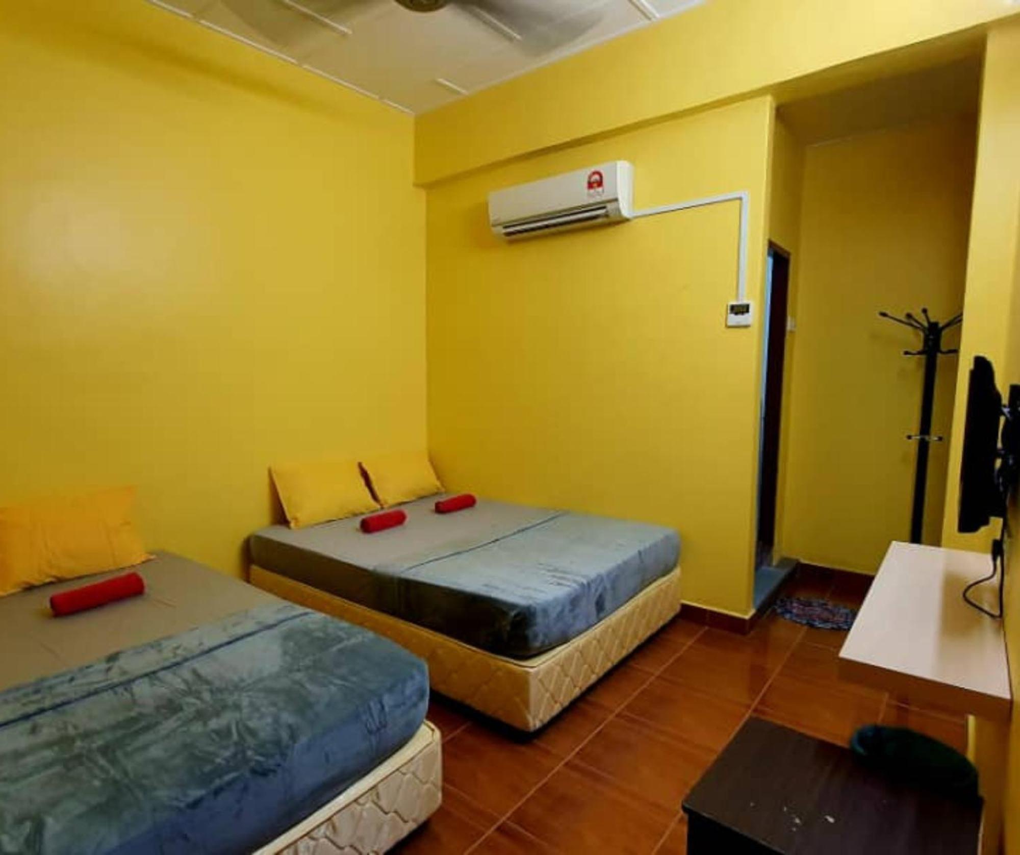 Shoplot Hostel Pangkor 卡庞帕斯班伽克 外观 照片